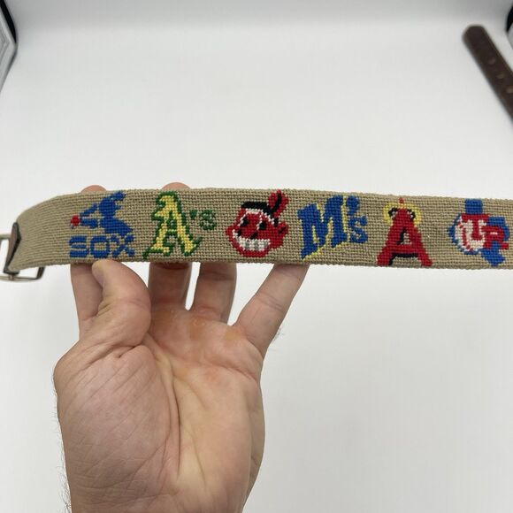 Vintage MLB Baseball Belt (All Teams) Rare (Very Small) - See All Photos main image 12
